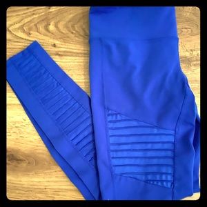 Alo Yoga Moto Leggings S
